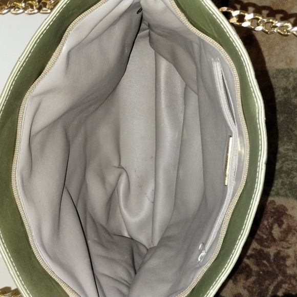 ⭐WOMEN'S Quilted Shoulder Bag Large Quilted Handbag Gold Chain - Picture 6 of 13